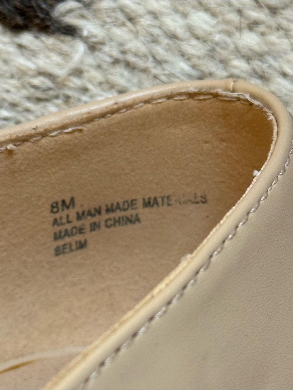 Cliffs by WHITE MOUNTAIN Women's Nude Scallop Detail Ballet Flats - Picture 9 of 10
